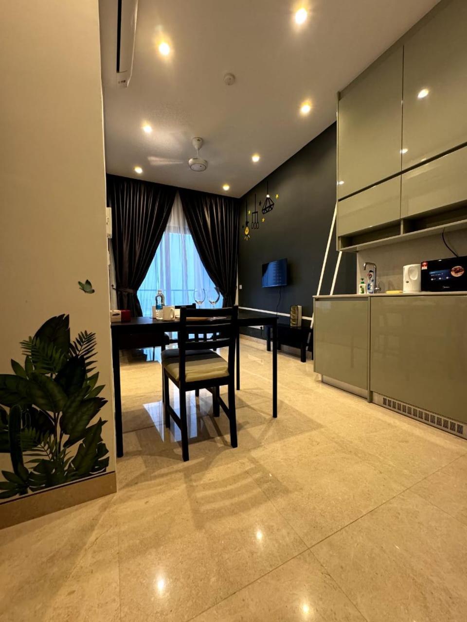 Lucantia Serviced Suites กัวลาลัมเปอร์ ภายนอก รูปภาพ