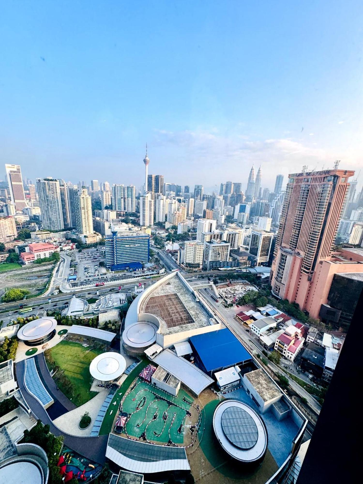 Lucantia Serviced Suites กัวลาลัมเปอร์ ภายนอก รูปภาพ