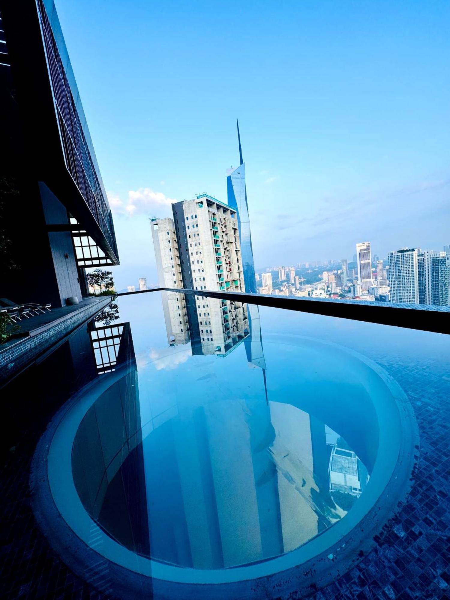 Lucantia Serviced Suites กัวลาลัมเปอร์ ภายนอก รูปภาพ