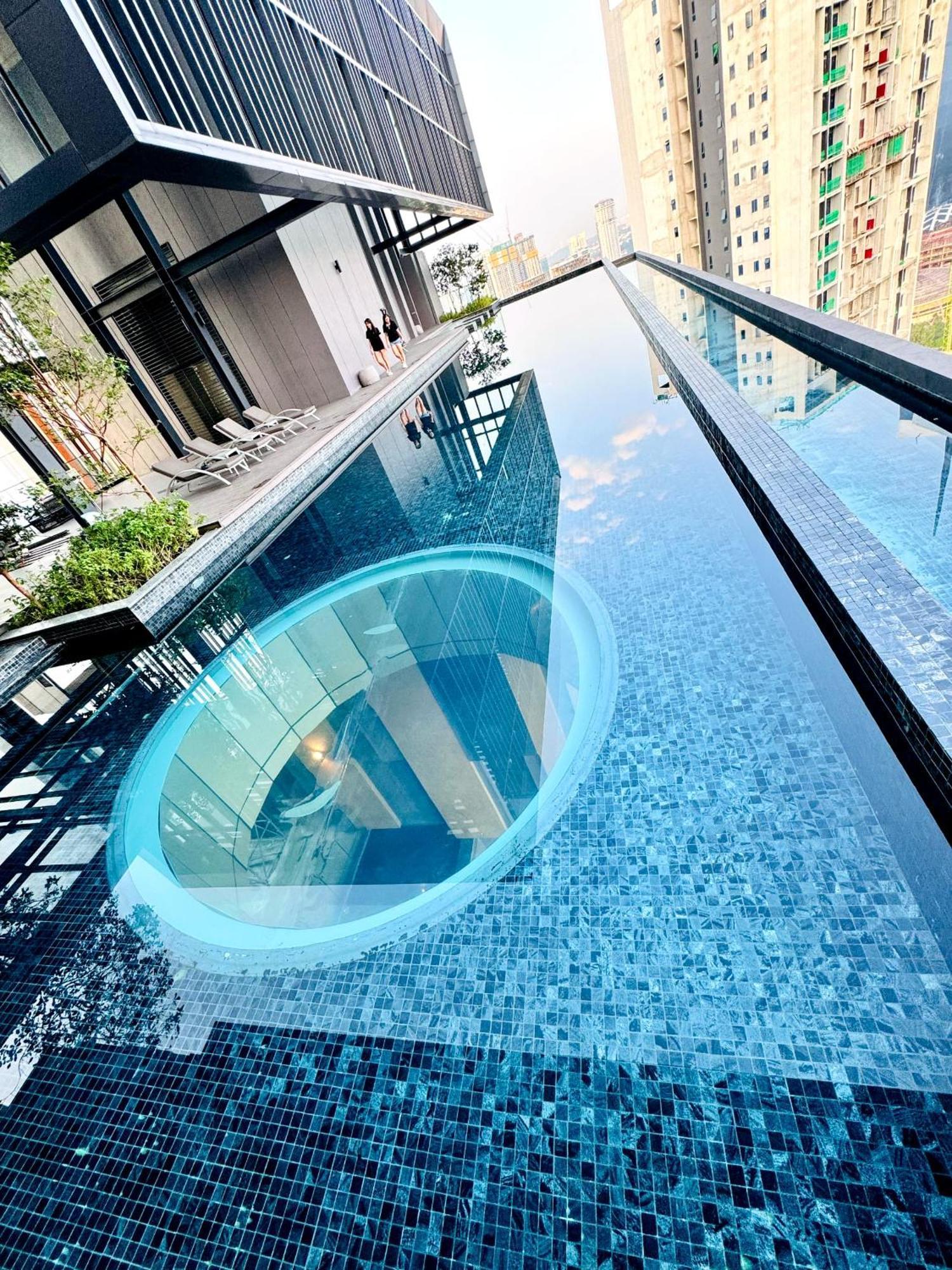 Lucantia Serviced Suites กัวลาลัมเปอร์ ภายนอก รูปภาพ