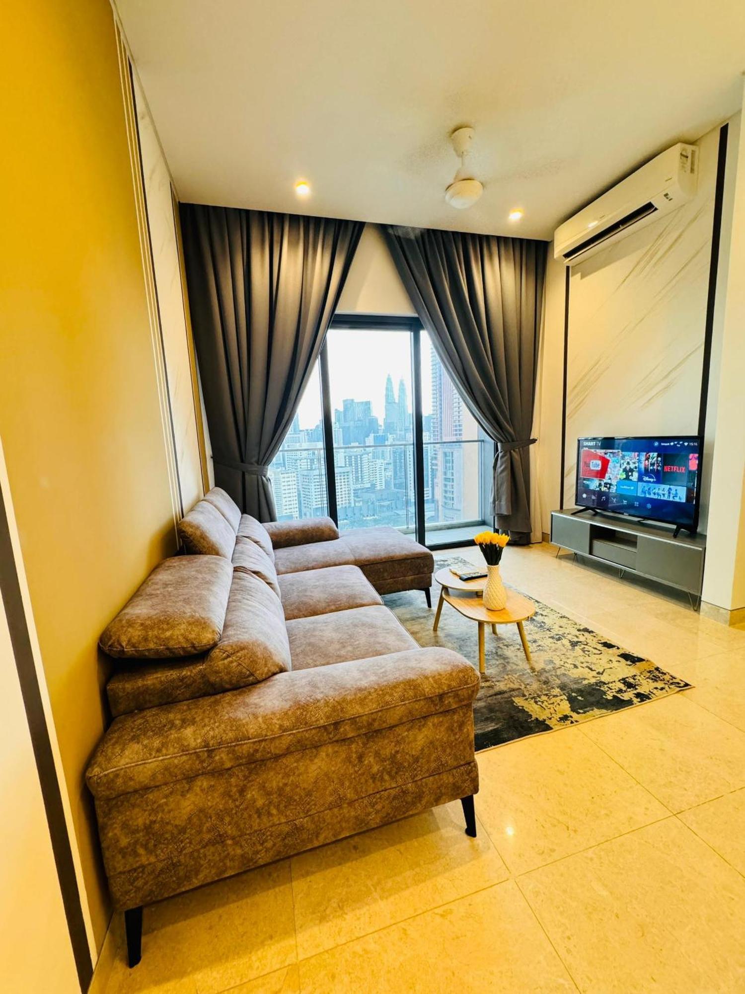 Lucantia Serviced Suites กัวลาลัมเปอร์ ภายนอก รูปภาพ